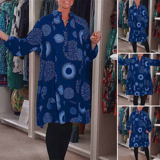 Lässiges Kleid mit Revers und geometrischem Print