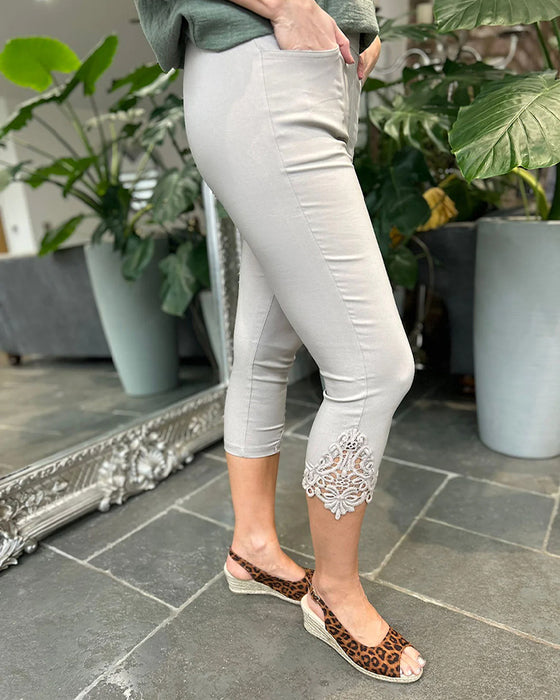 Hose Spitze Saum Casual