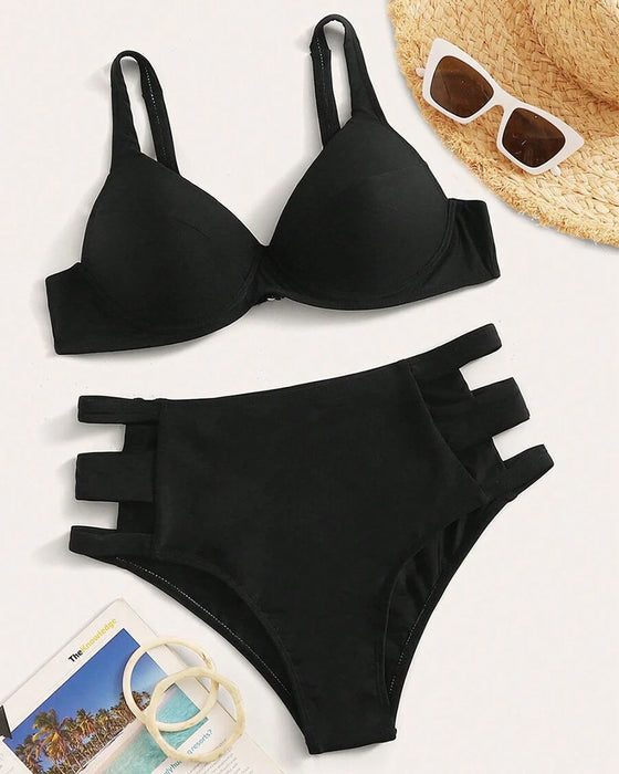 Sommerstrand Cut Out Bikini Set Mit Einfarbigkeit