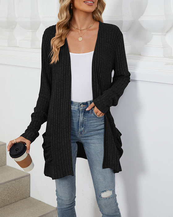 Lässiger, einfarbiger cardigan mit langen ärmeln und tasche