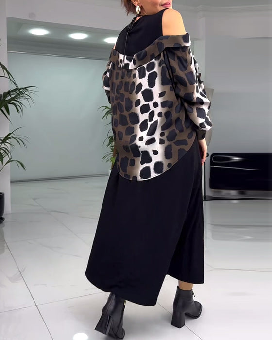 Schulterfreies freizeitkleid mit leopardenmuster