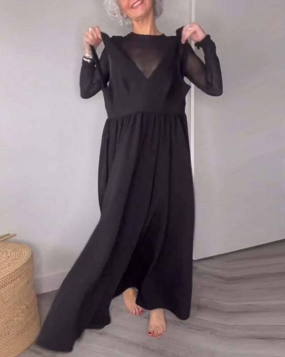 kleid mit plissiertem hosenträger und großem saum