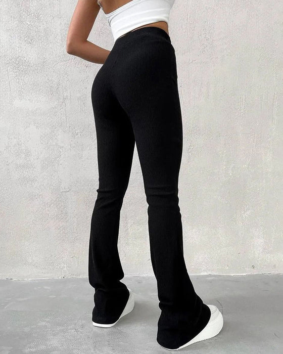 Einfarbige slim-fit-hose mit micro-flare