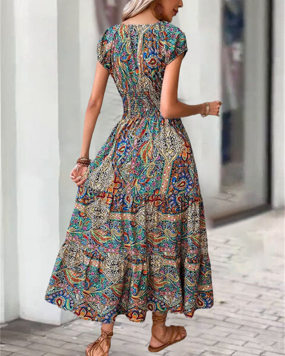 Elegantes Kleid mit Vintage-Print