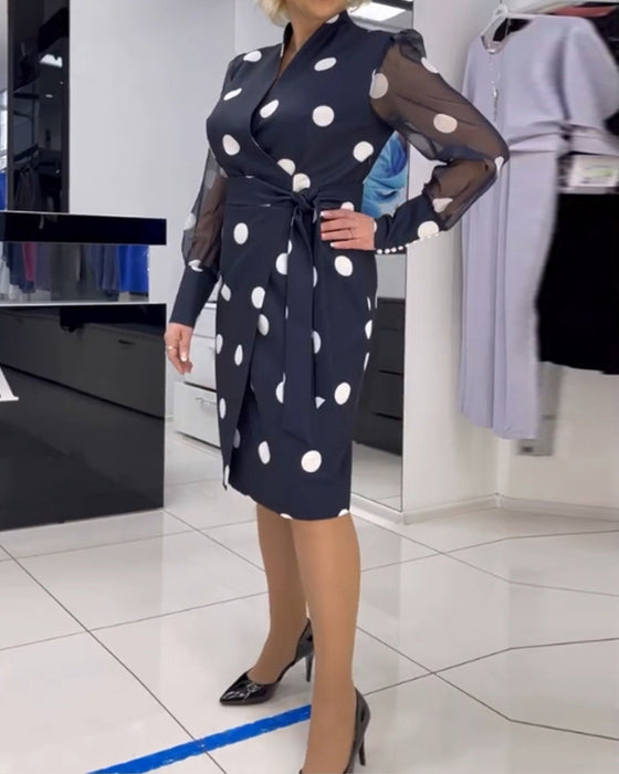 Durchsichtiges, langärmliges Kleid mit Polka-Dot-Print